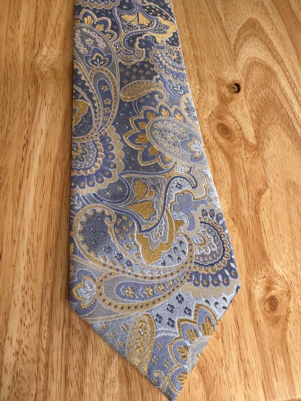 Geoffrey Beene Vintage Paisley Neck Tie 100% Silk Gold Blue Wedding Guest - Picture 5 of 16